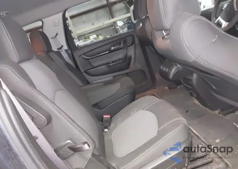 2015 Chevrolet Traverse 1Lt z USA, uszkodzony, nr VIN 1GNKVGKD4FJ136757